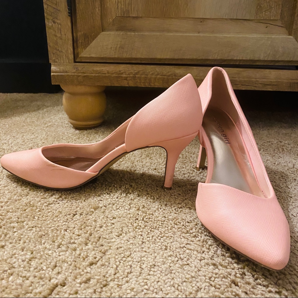 Madden Girl Pastel Pink 2 Inch Heels With Pointed Toe